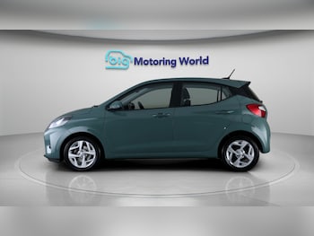 Used Hyundai i10 2022 for sale - 77704218: Photo