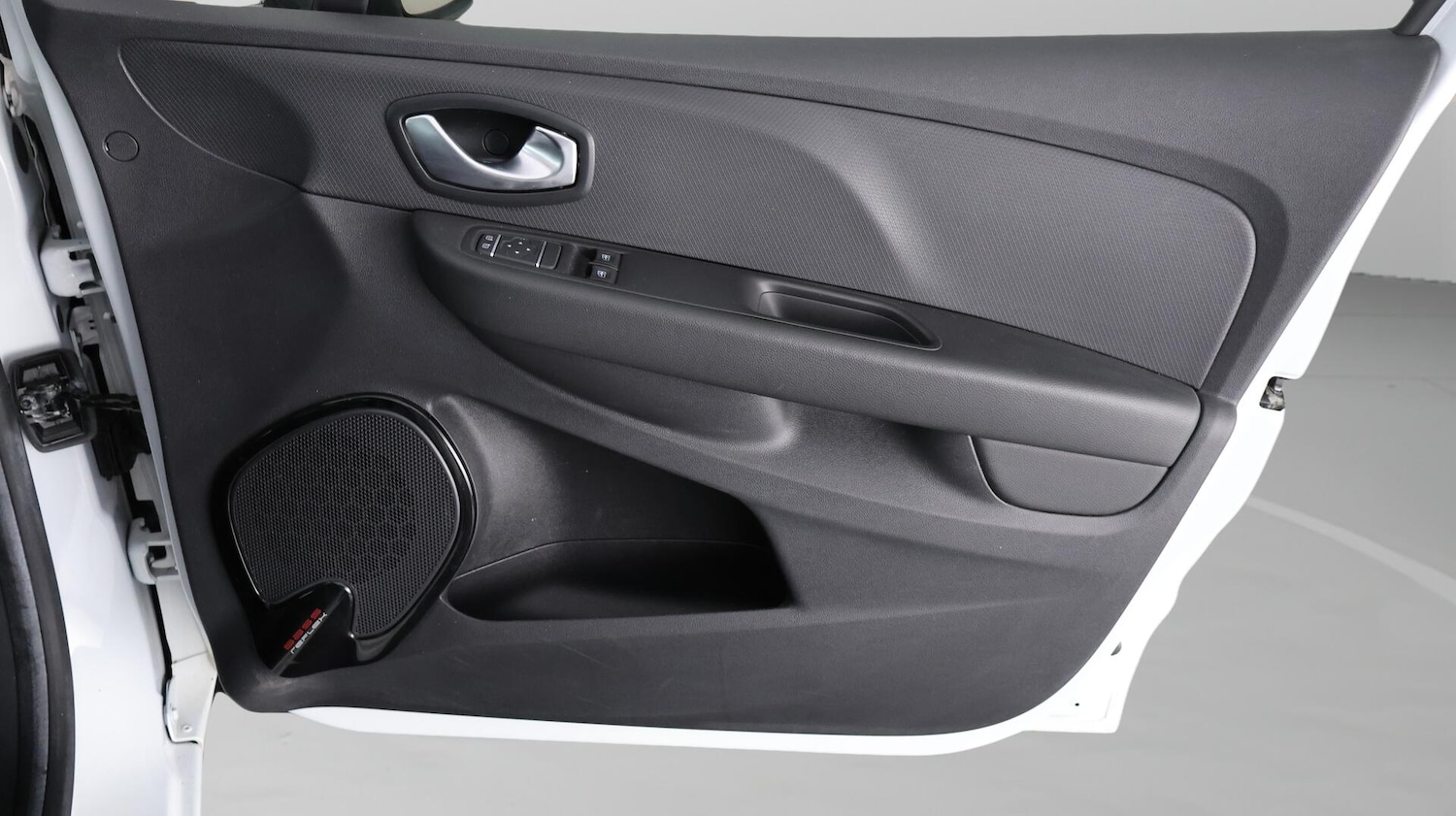 Used Renault Clio 2019 for sale - 76592507: Photo 15