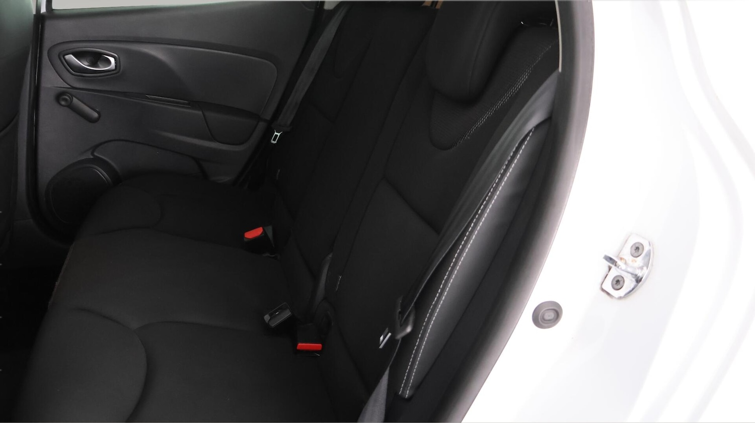 Used Renault Clio 2019 for sale - 76592507: Photo 16