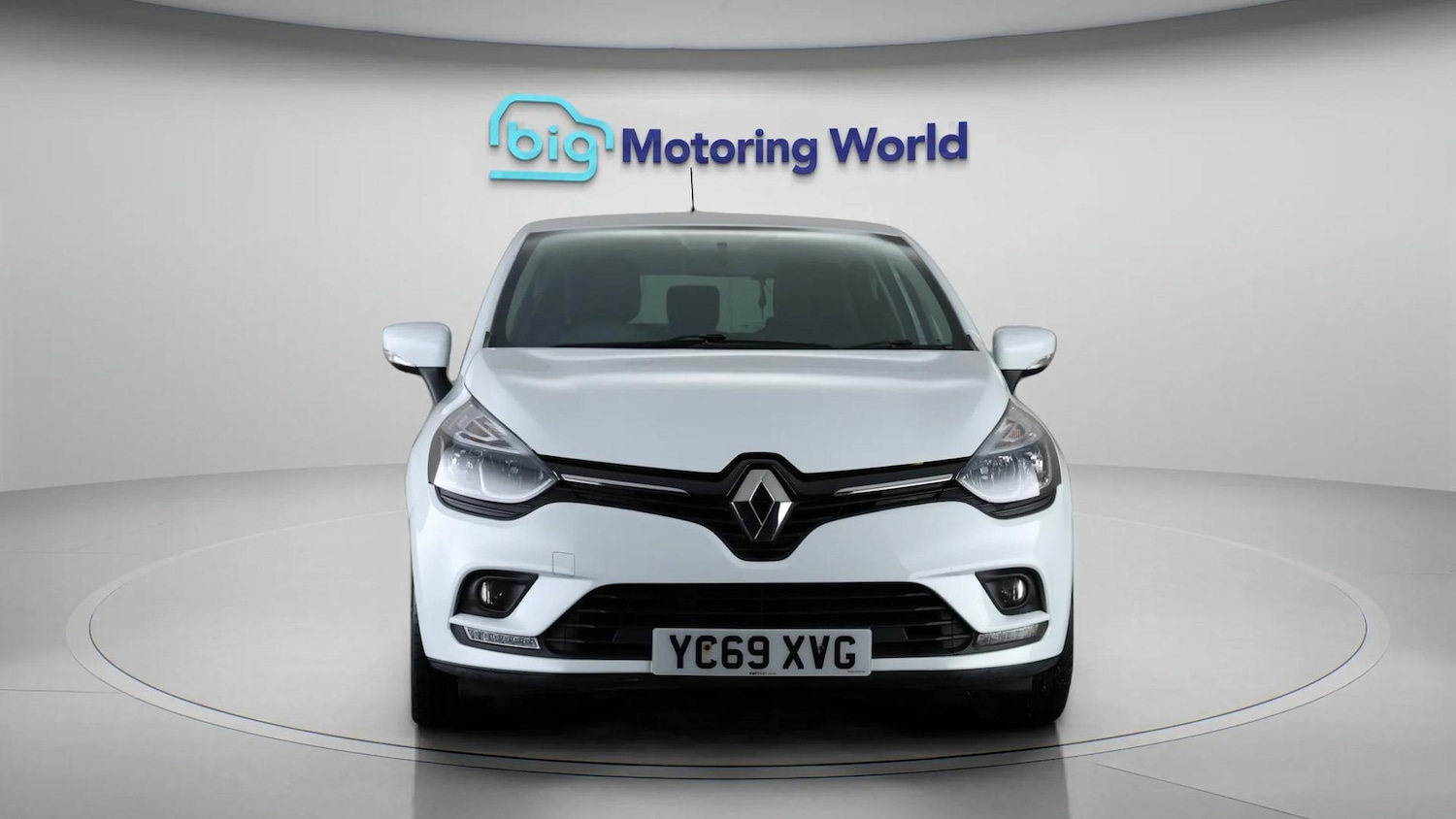 Used Renault Clio 2019 for sale - 76592507: Photo 2