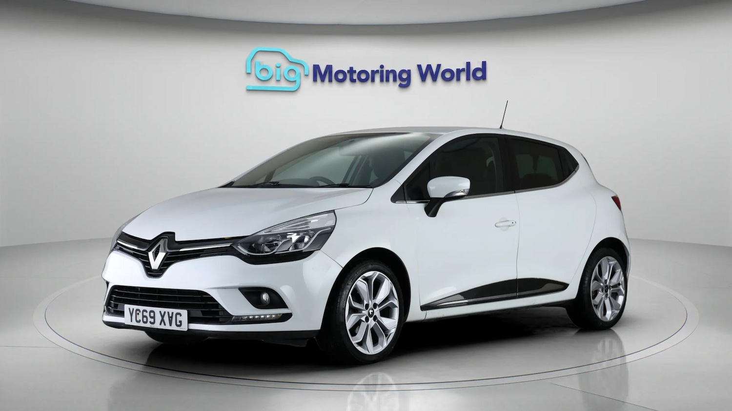 Used Renault Clio 2019 for sale - 76592507: Photo 3