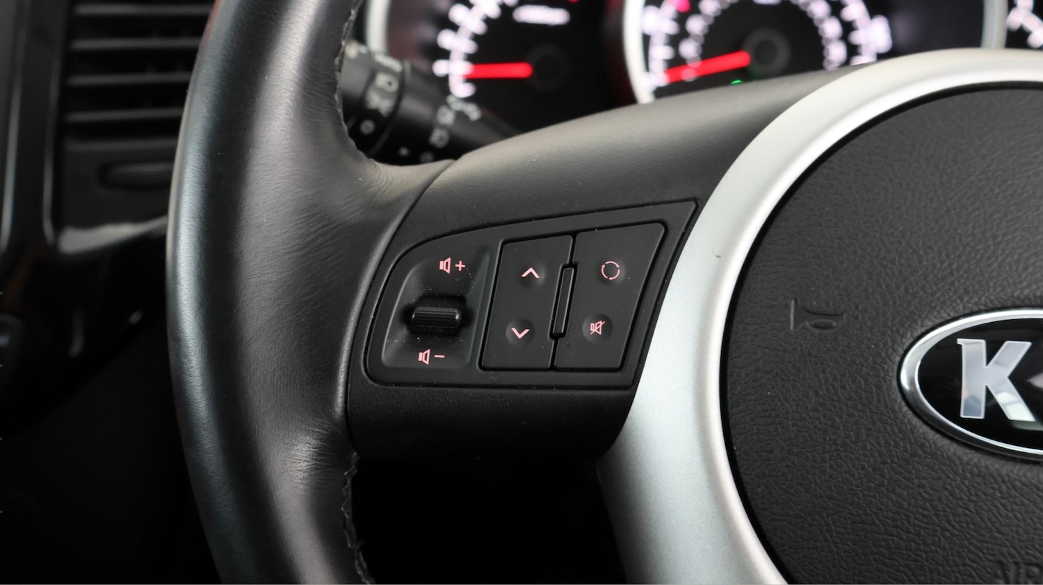 Used Kia Venga 2019 for sale - 78085691: Photo 25