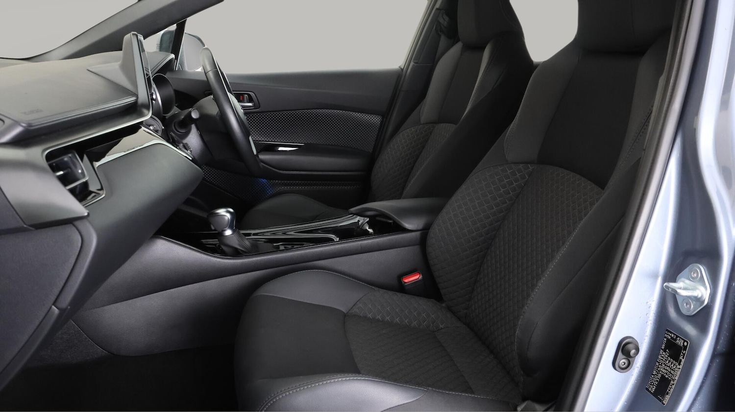 Used Toyota C-HR 2022 for sale - 76446637: Photo 14