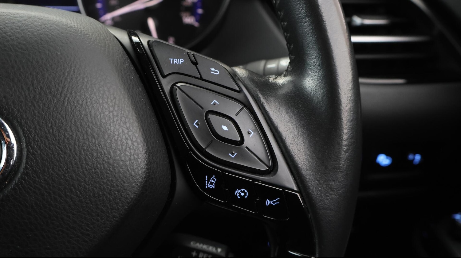 Used Toyota C-HR 2022 for sale - 76446637: Photo 23