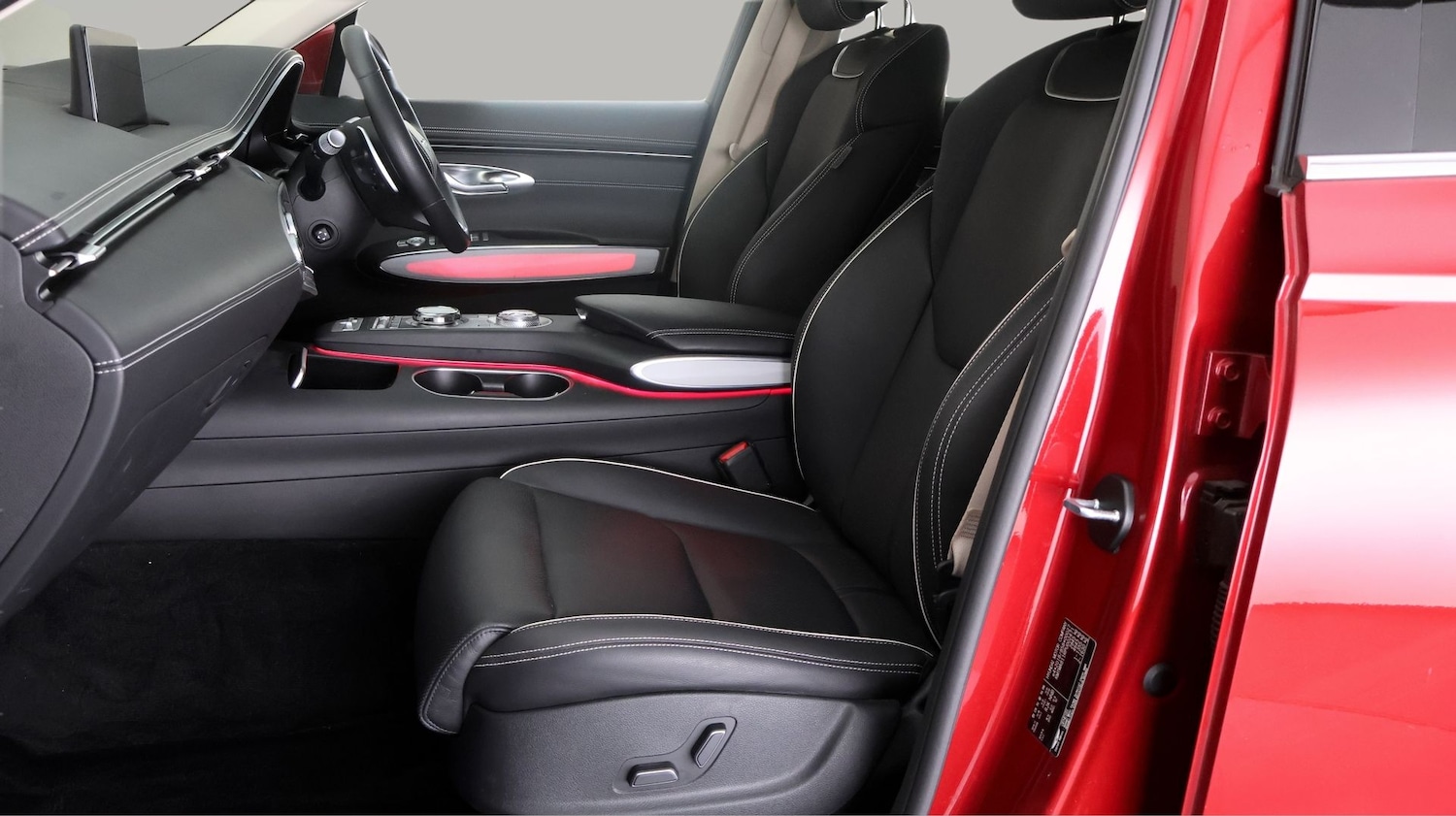 Used Genesis GV70 2023 for sale - 77296939: Photo 14