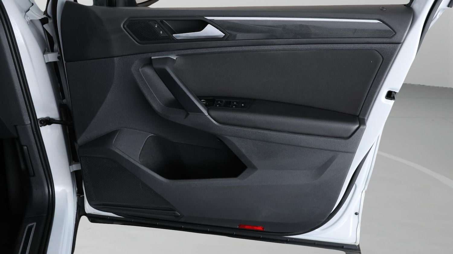 Used Volkswagen Tiguan 2018 for sale - 76584594: Photo 15