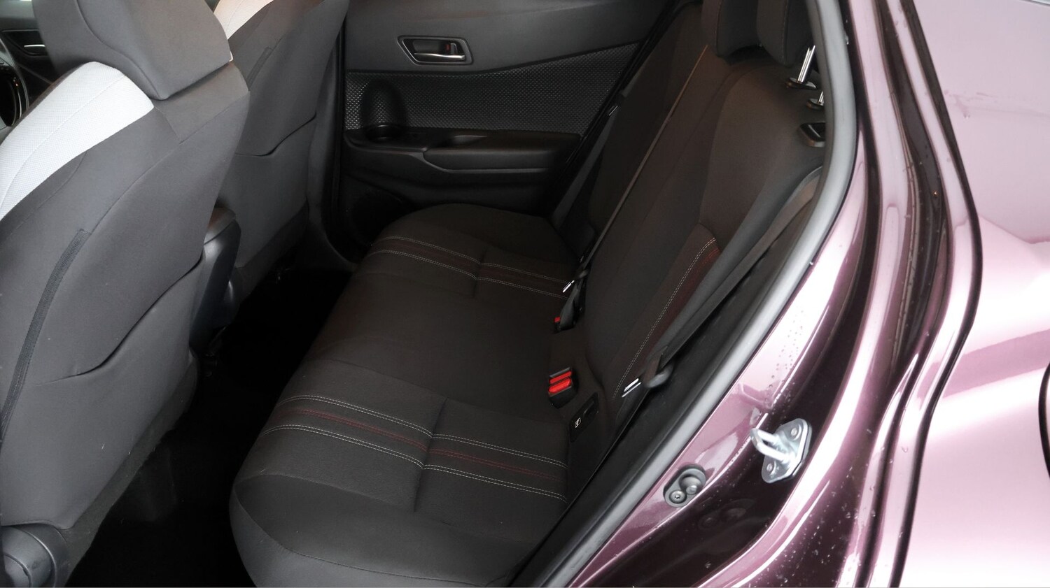 Used Toyota C-HR 2022 for sale - 77445636: Photo 16