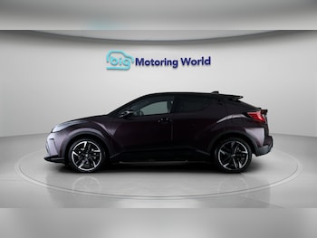 Used Toyota C-HR 2022 for sale - 77445636: Photo