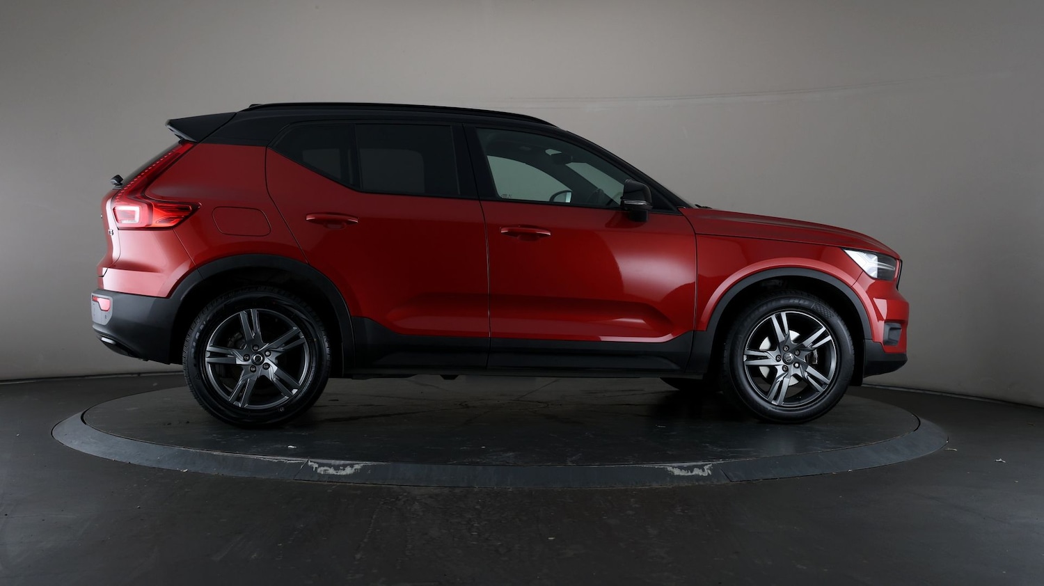 Used Volvo XC40 2020 for sale - 76811419: Photo 53