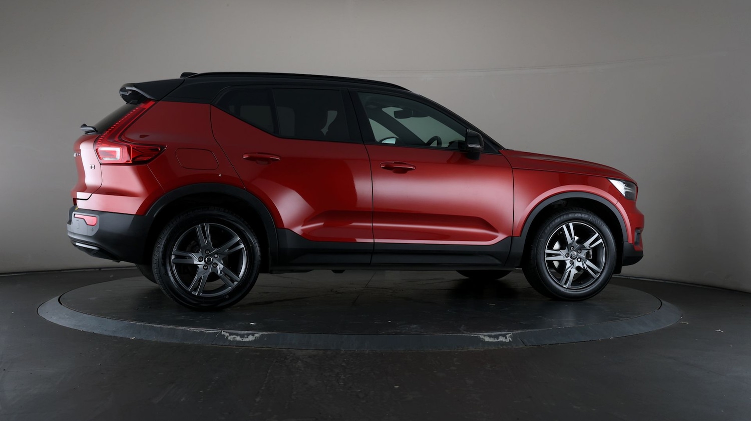 Used Volvo XC40 2020 for sale - 76811419: Photo 54