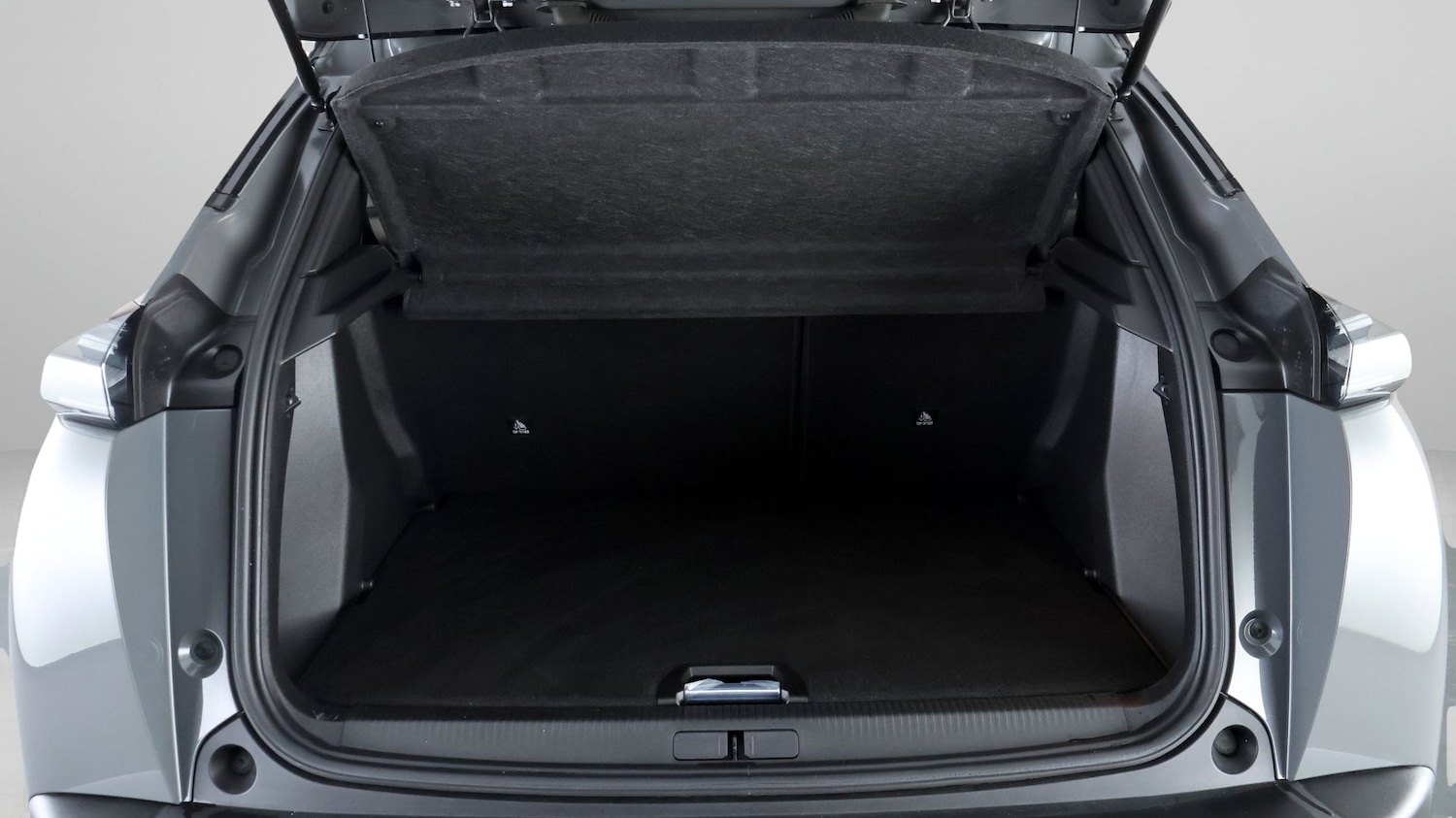 Used Peugeot 2008 2023 for sale - 77953787: Photo 16