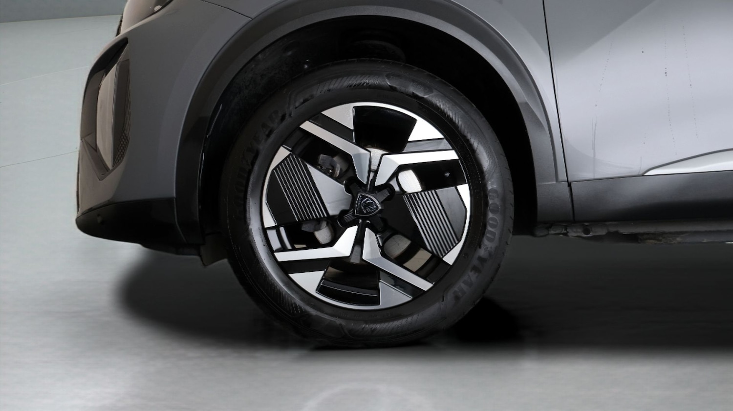 Used Peugeot 2008 2023 for sale - 77953787: Photo 17