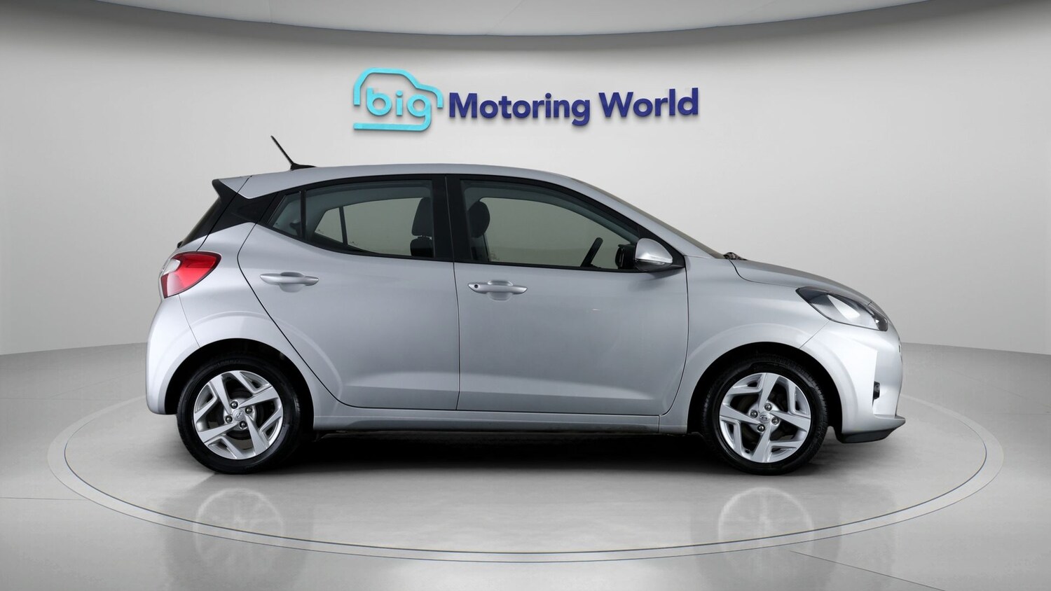 Used Hyundai i10 2022 for sale - 77896777: Photo 8