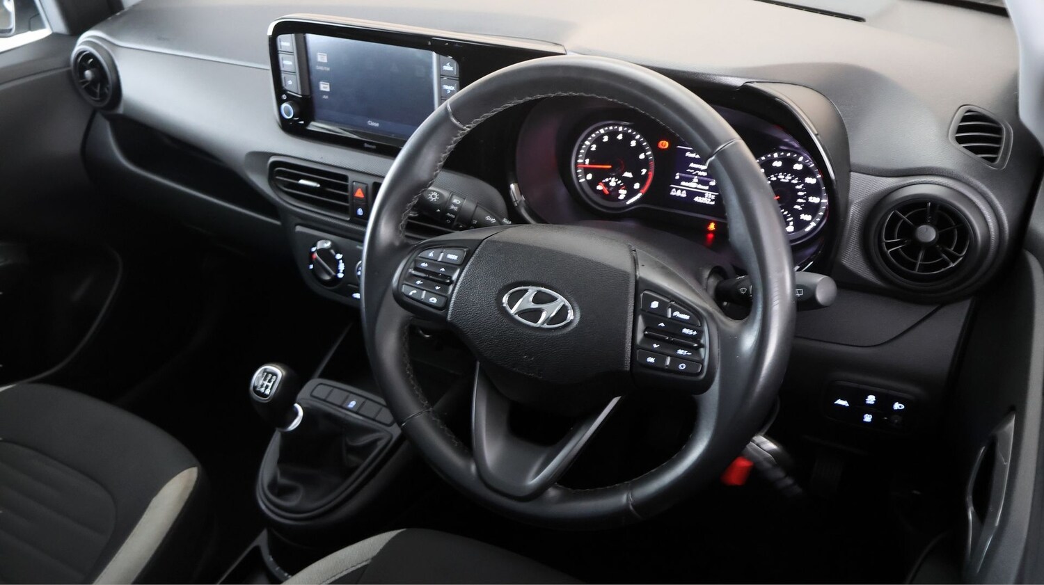 Used Hyundai i10 2022 for sale - 77896777: Photo 9