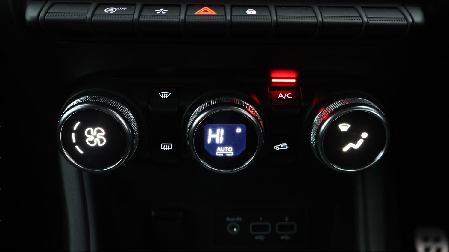 Used Renault Captur 2022 for sale - 76844869: Photo 12