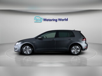 Used Volkswagen Golf 2019 for sale - 77410790: Photo
