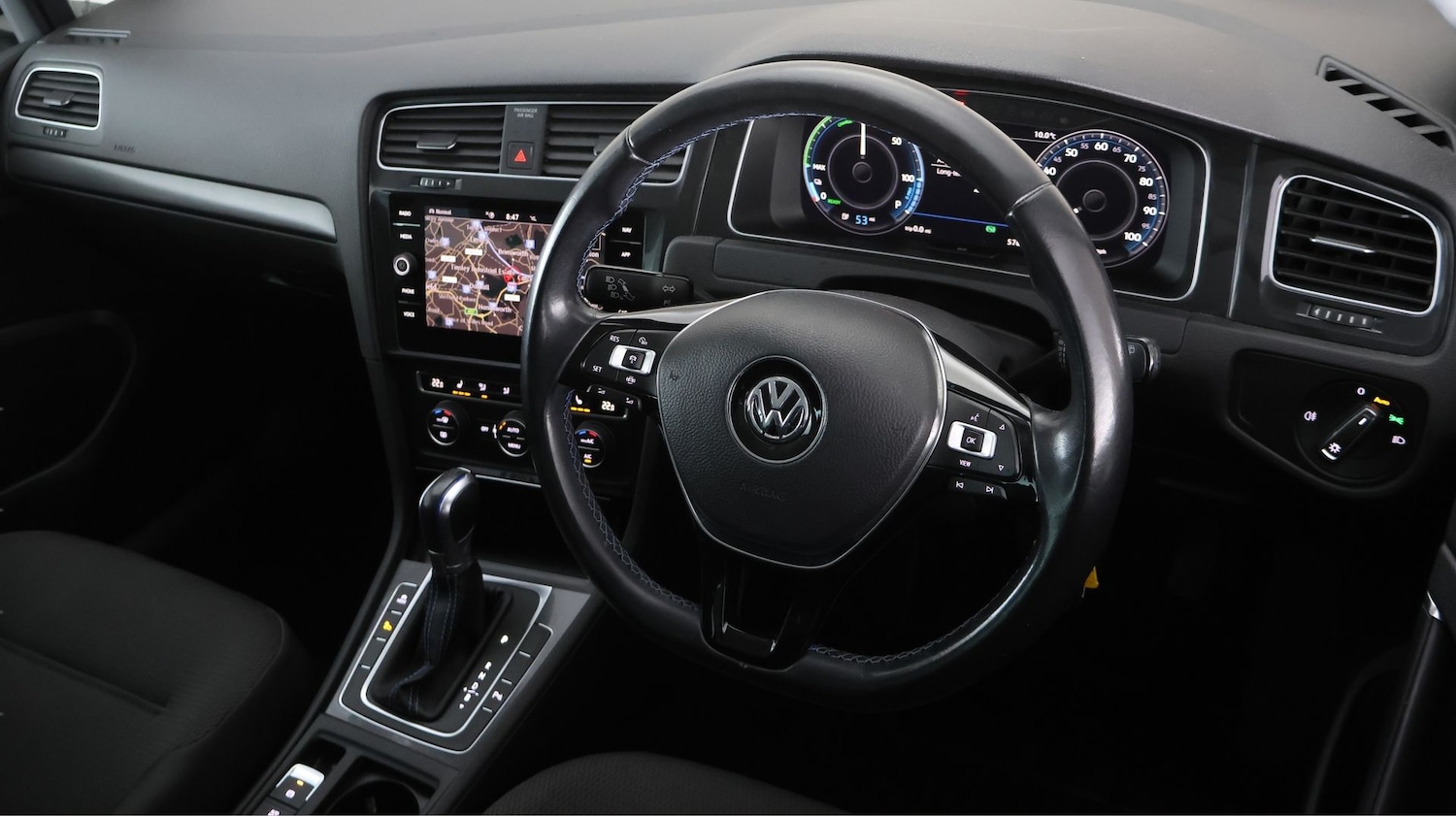 Used Volkswagen Golf for sale - 77410790: Photo 9
