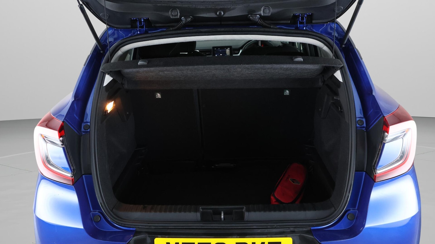 Used Renault Captur 2020 for sale - 76032665: Photo 17