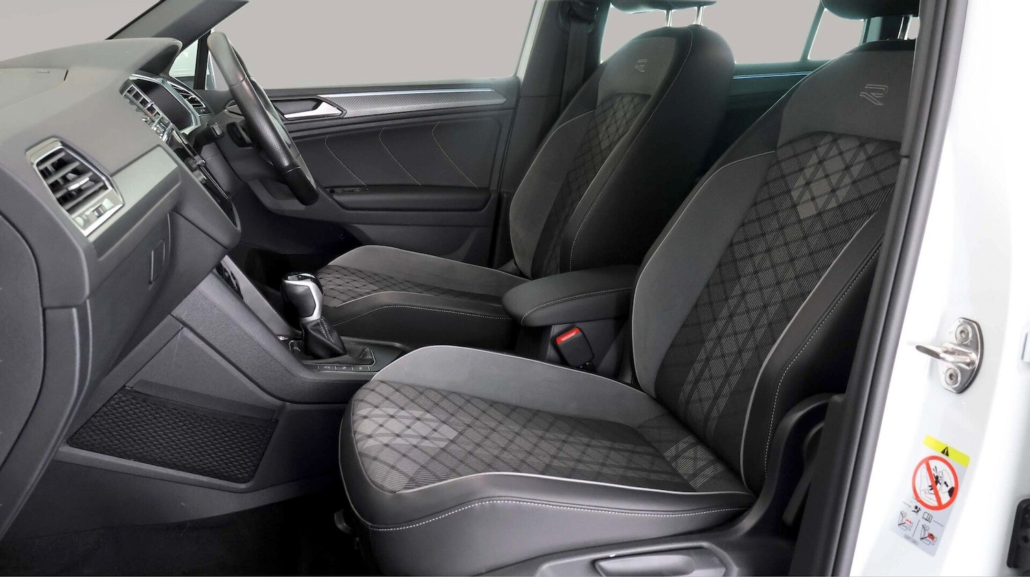 Used Volkswagen Tiguan 2023 for sale - 77136326: Photo 14