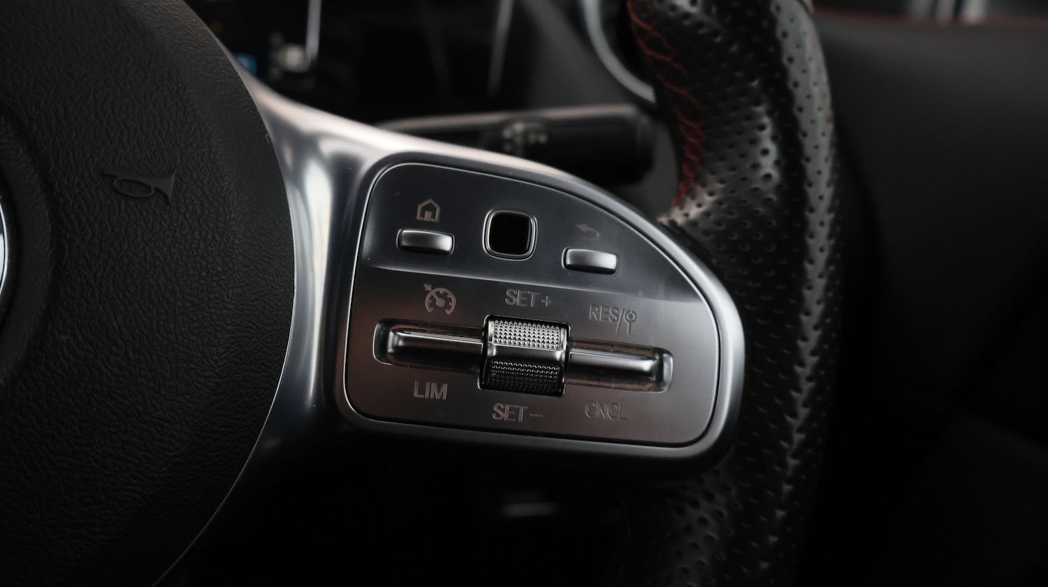 Used Mercedes-Benz GLA 2020 for sale - 78219136: Photo 24