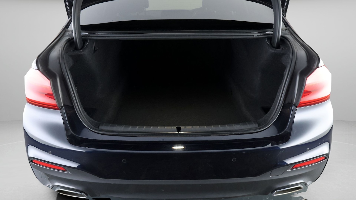 Used BMW 5 Series 2019 for sale - 77608136: Photo 17