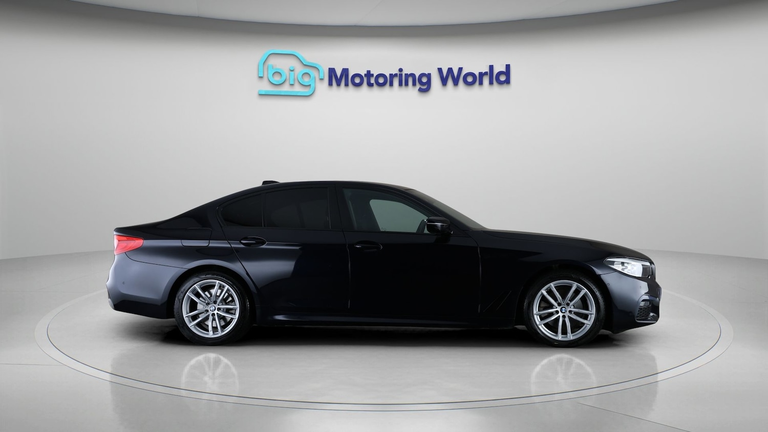 Used BMW 5 Series 2019 for sale - 77608136: Photo 8