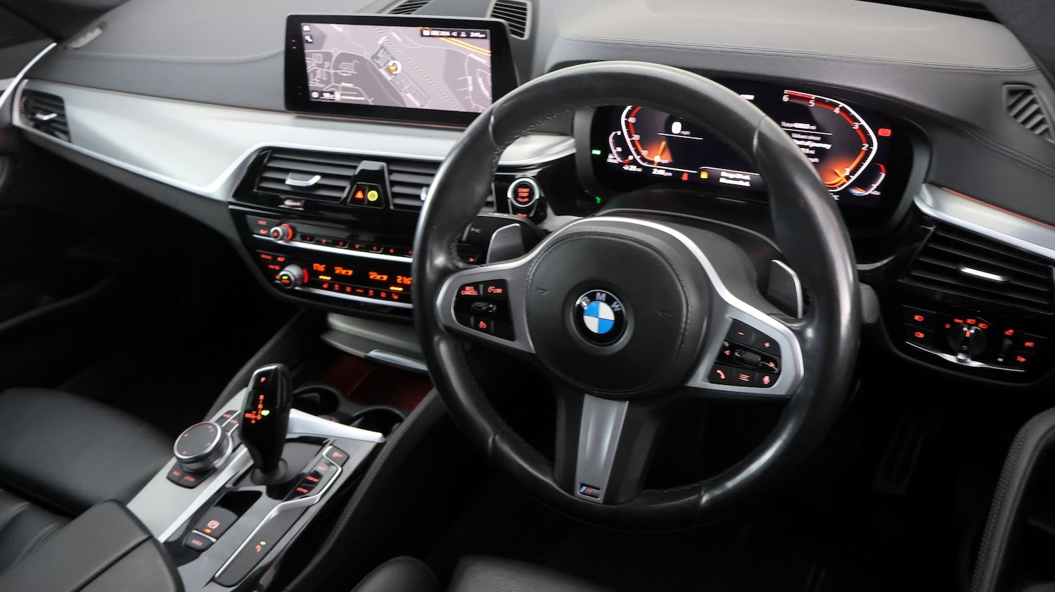 Used BMW 5 Series 2019 for sale - 77608136: Photo 9