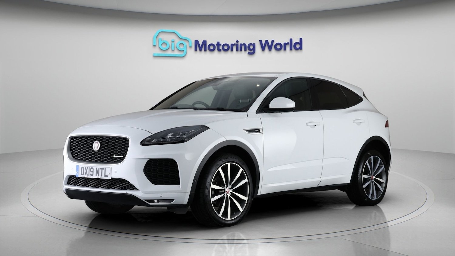 Used Jaguar E-Pace 2019 for sale - 77206313: Photo 3
