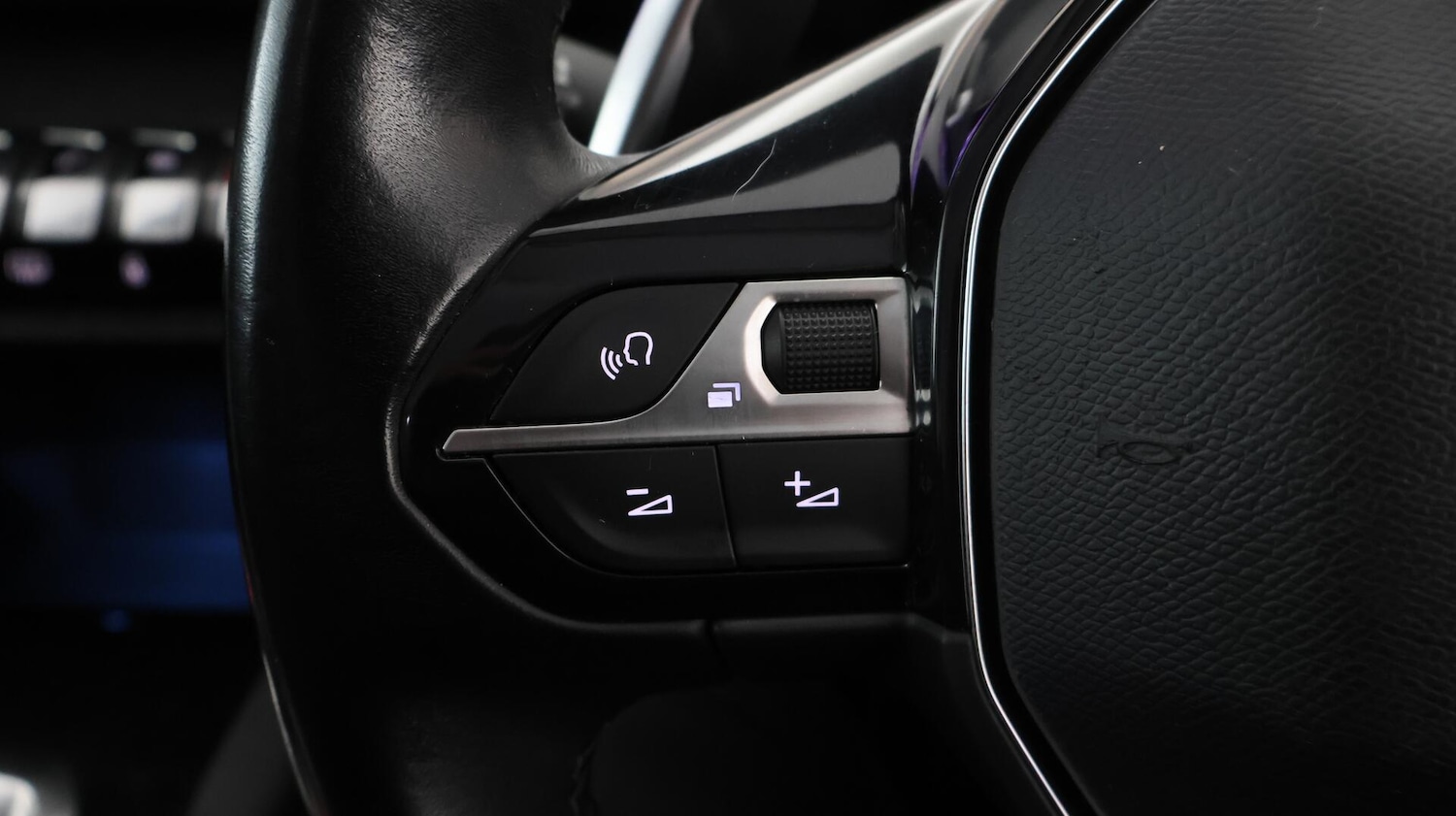 Used Peugeot 5008 2020 for sale - 76759376: Photo 23