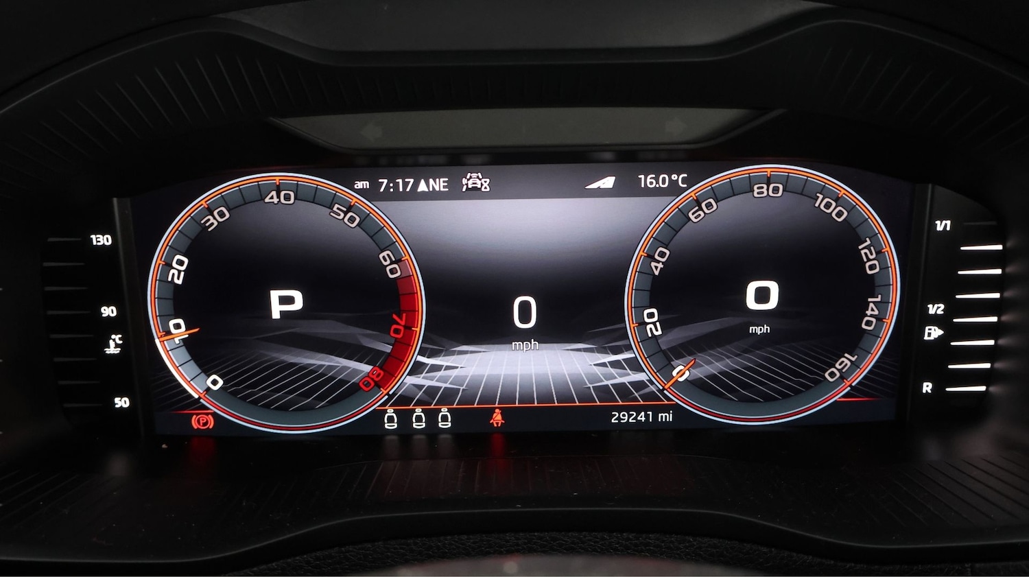 Used Skoda Karoq 2023 for sale - 77668325: Photo 10