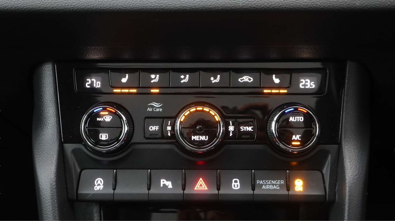 Used Skoda Karoq 2023 for sale - 77668325: Photo 12