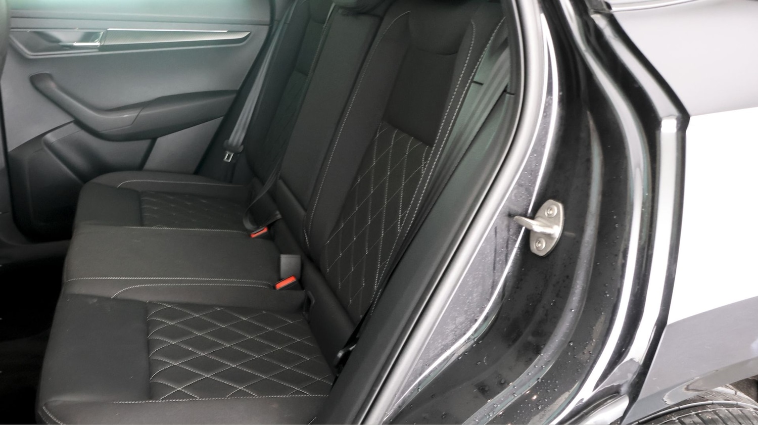 Used Skoda Karoq 2023 for sale - 77668325: Photo 16