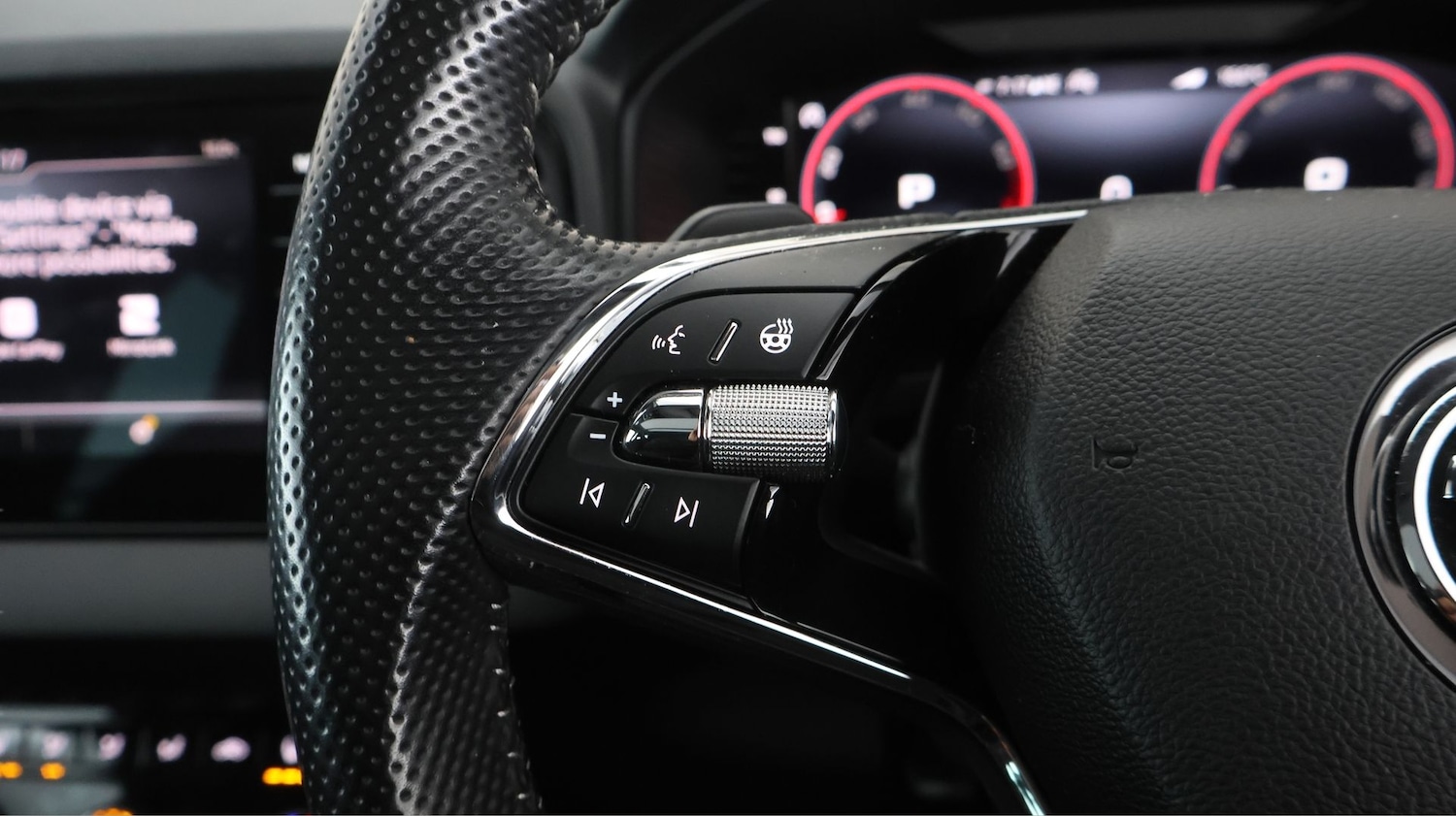 Used Skoda Karoq 2023 for sale - 77668325: Photo 23