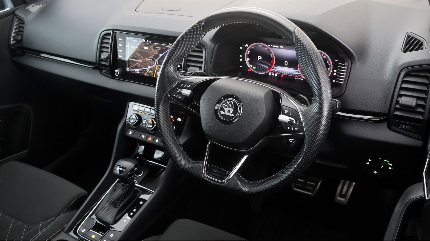 Used Skoda Karoq 2023 for sale - 77668325: Photo 9