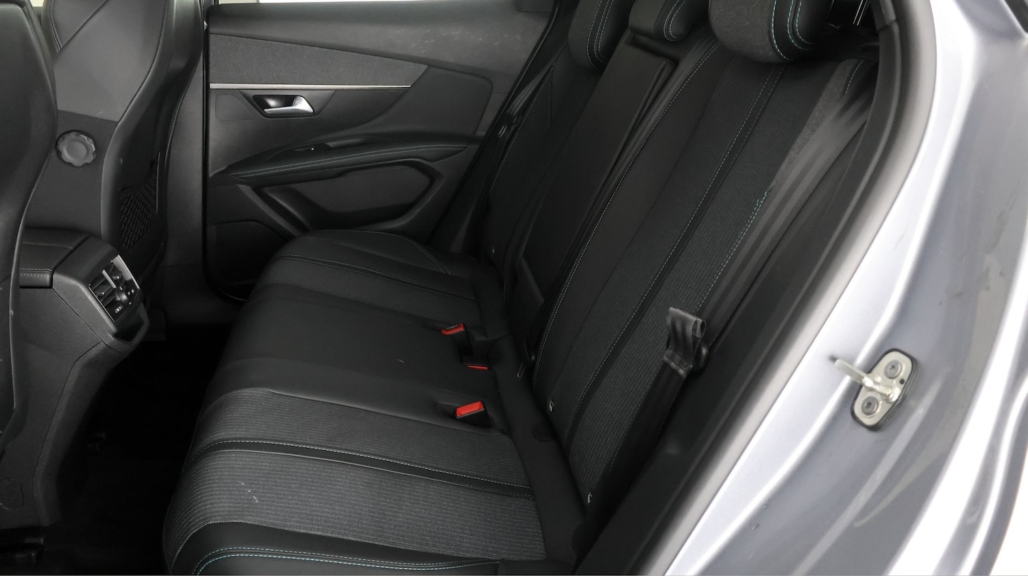 Used Peugeot 3008 2021 for sale - 77431227: Photo 16