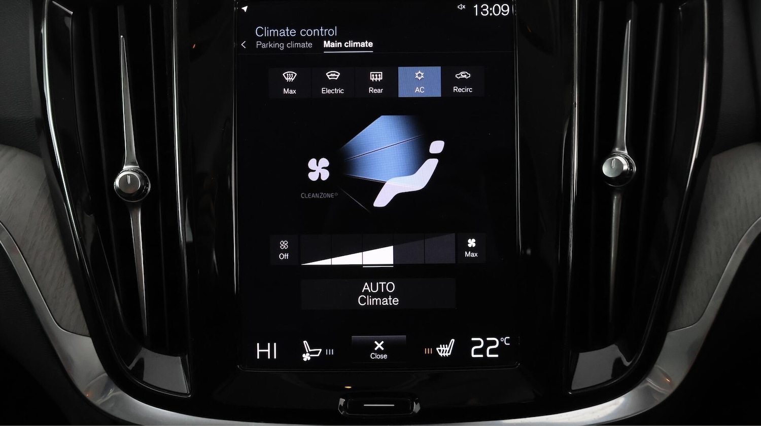 Used Volvo V60 2021 for sale - 76137349: Photo 13