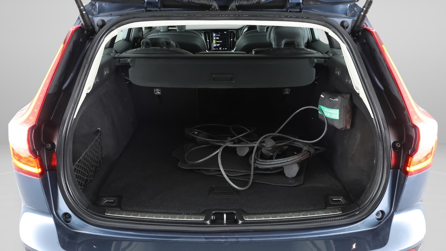 Used Volvo V60 2021 for sale - 76137349: Photo 18