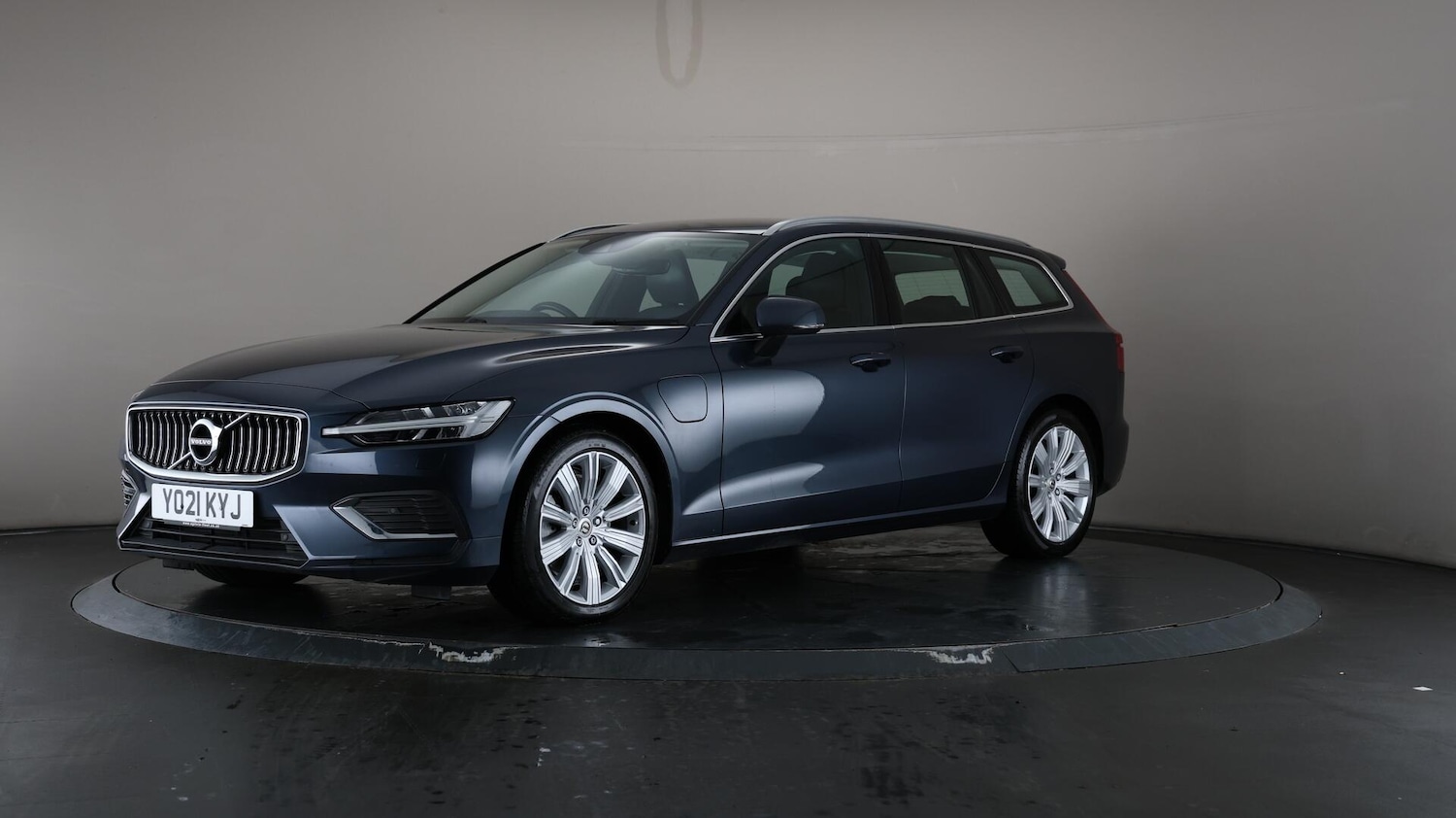 Used Volvo V60 2021 for sale - 76137349: Photo 43