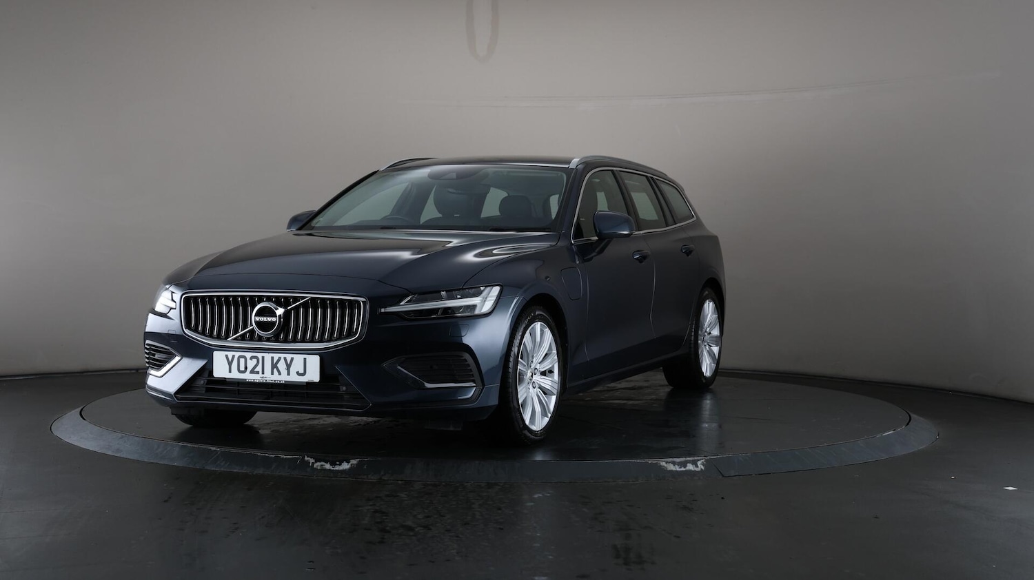 Used Volvo V60 2021 for sale - 76137349: Photo 45