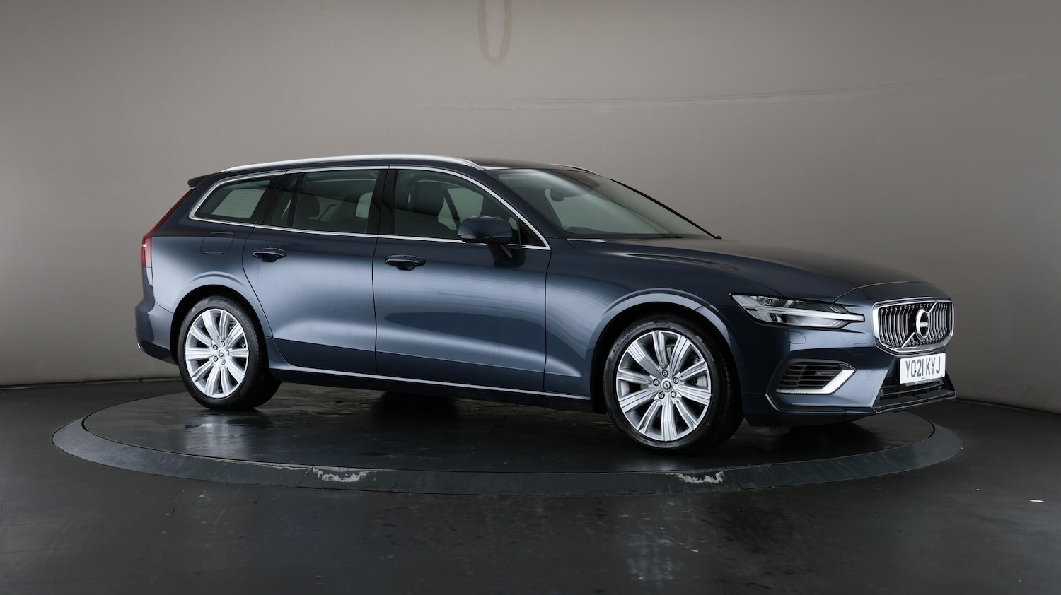 Used Volvo V60 2021 for sale - 76137349: Photo 55