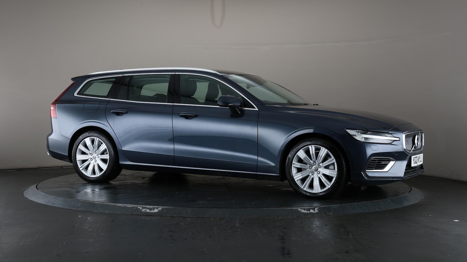 Used Volvo V60 2021 for sale - 76137349: Photo 56