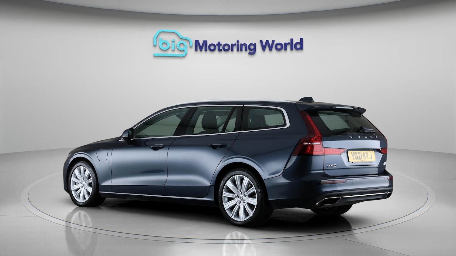 Used Volvo V60 2021 for sale - 76137349: Photo 6