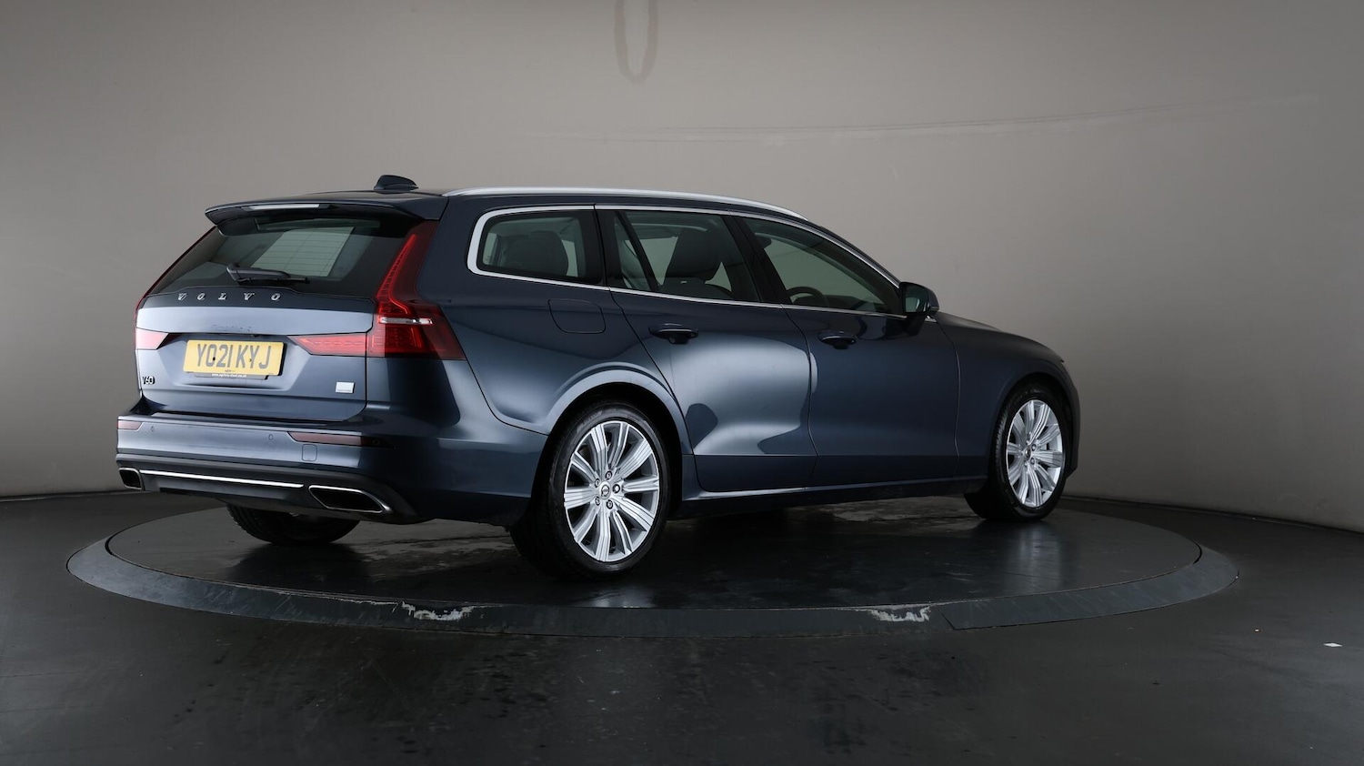 Used Volvo V60 2021 for sale - 76137349: Photo 66