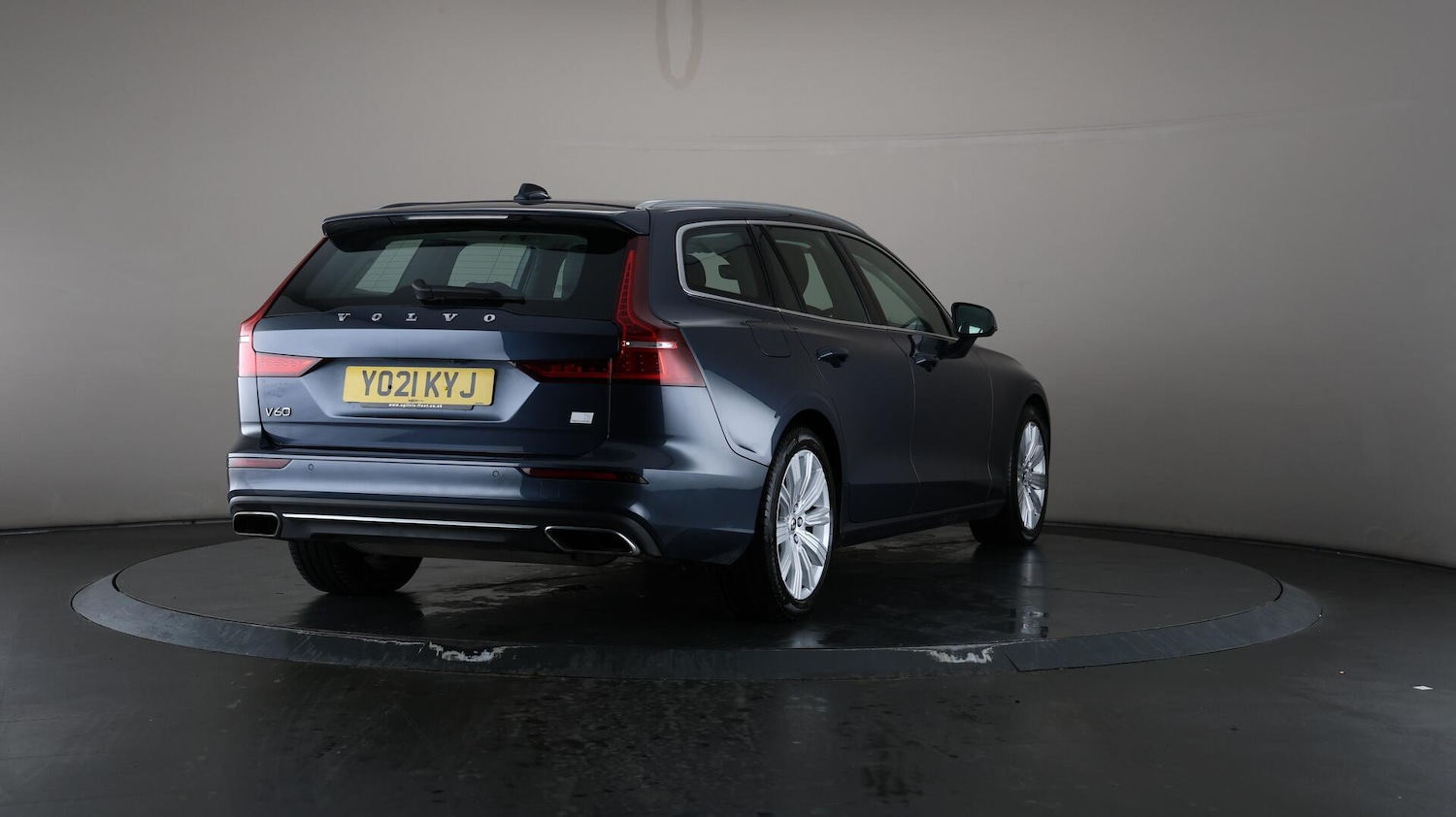 Used Volvo V60 2021 for sale - 76137349: Photo 69