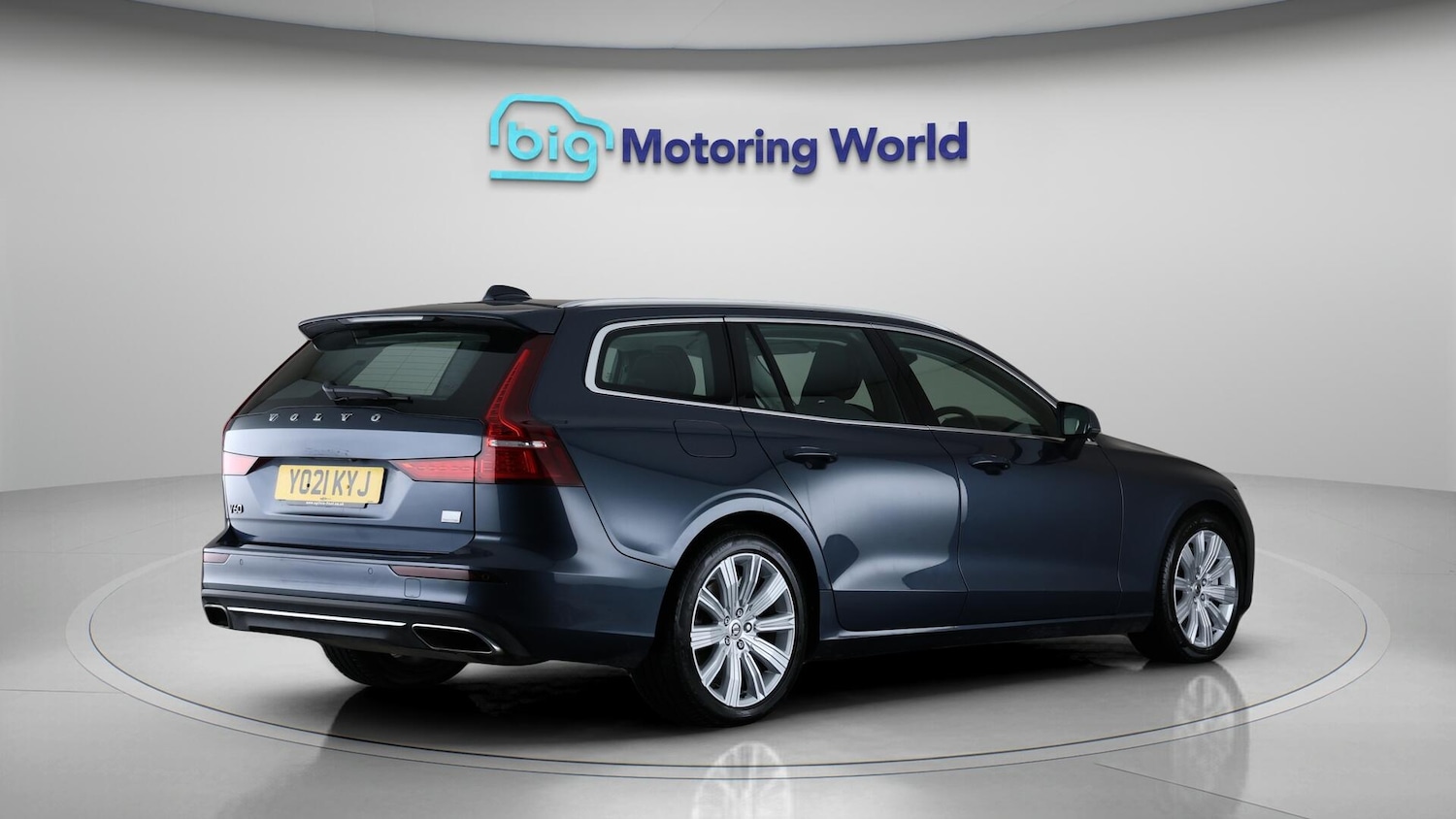 Used Volvo V60 2021 for sale - 76137349: Photo 8