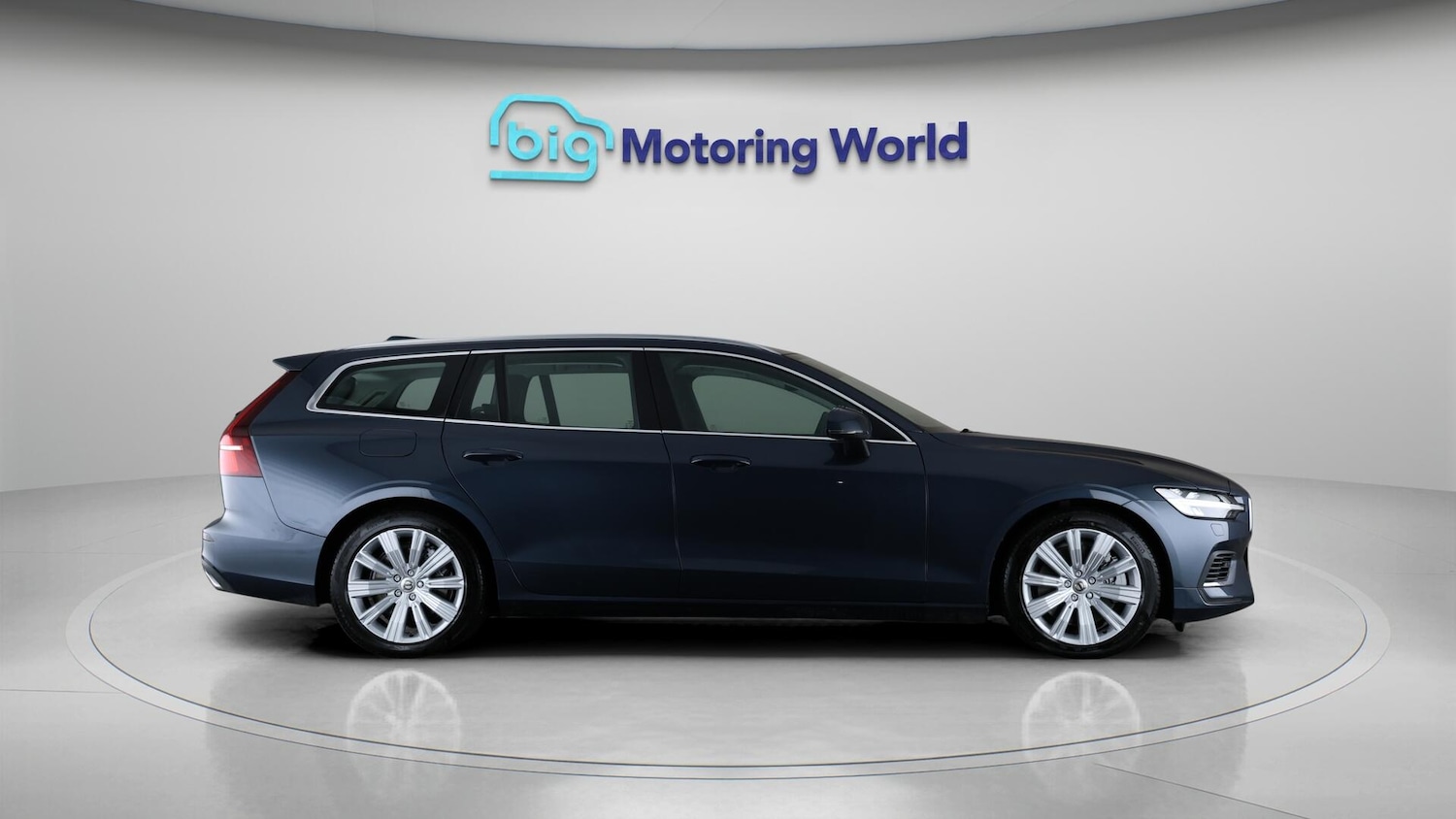 Used Volvo V60 2021 for sale - 76137349: Photo 9