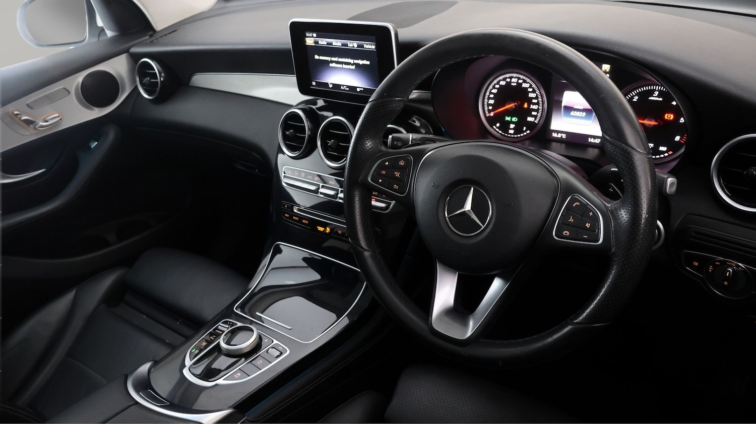 Used Mercedes-Benz GLC 2017 for sale - 77312969: Photo 9