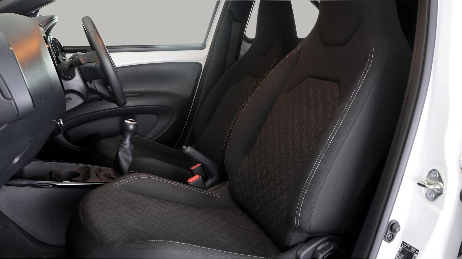 Used Toyota Aygo X 2023 for sale - 78176682: Photo 14