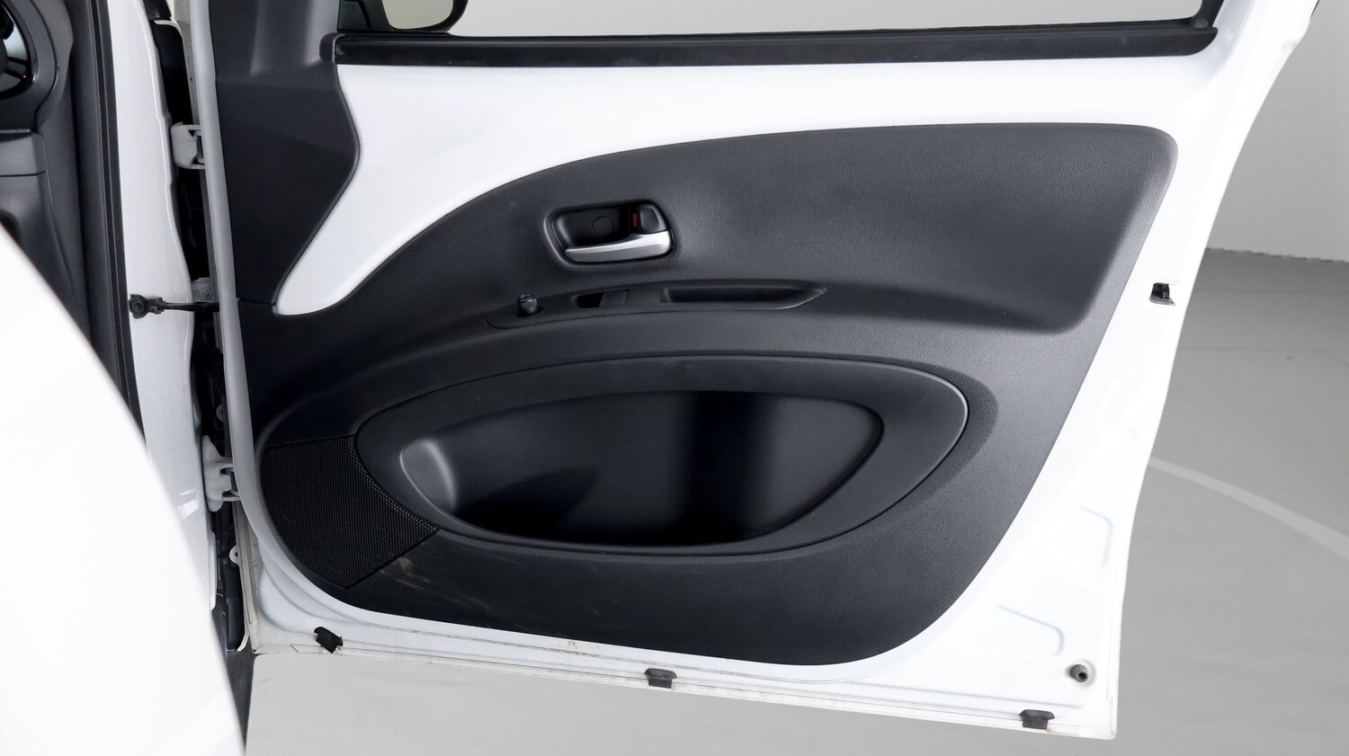 Used Toyota Aygo X 2023 for sale - 78176682: Photo 15