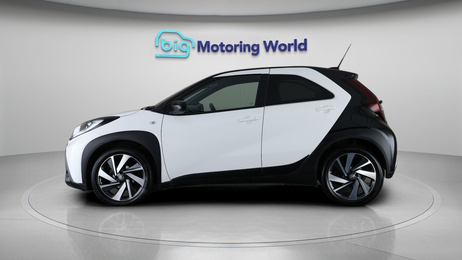 Used Toyota Aygo X 2023 for sale - 78176682: Photo 4